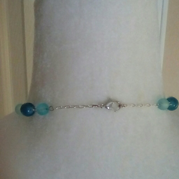 Gorgeous Statement Necklace ... NWOT - Picture 4 of 4